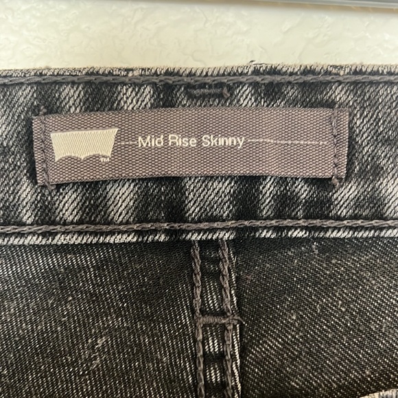 Levi Black Jeans - Picture 2 of 3